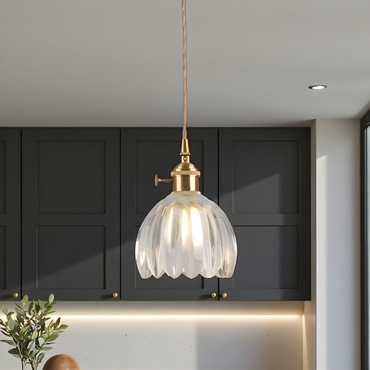 Lavisa - Retro-Style Ribbed Dome Pendant Light