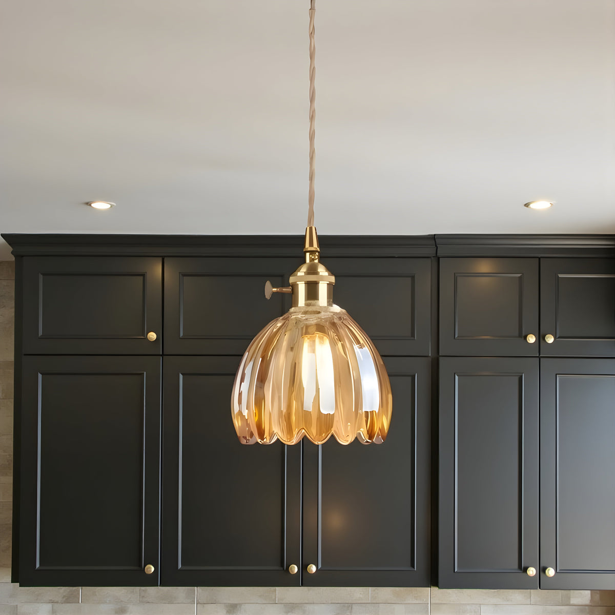 Lavisa - Retro-Style Ribbed Dome Pendant Light
