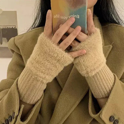Lavisa - Plush Fingerless Winter Gloves