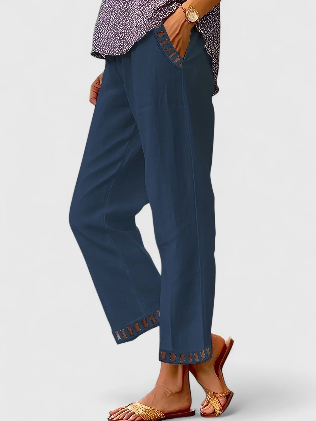 Lavisa - Contrast Trim Cropped Pants