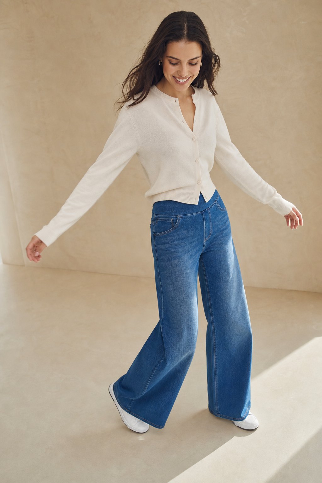 Lavisa - Pull On High Waisted Wide Leg Jeans