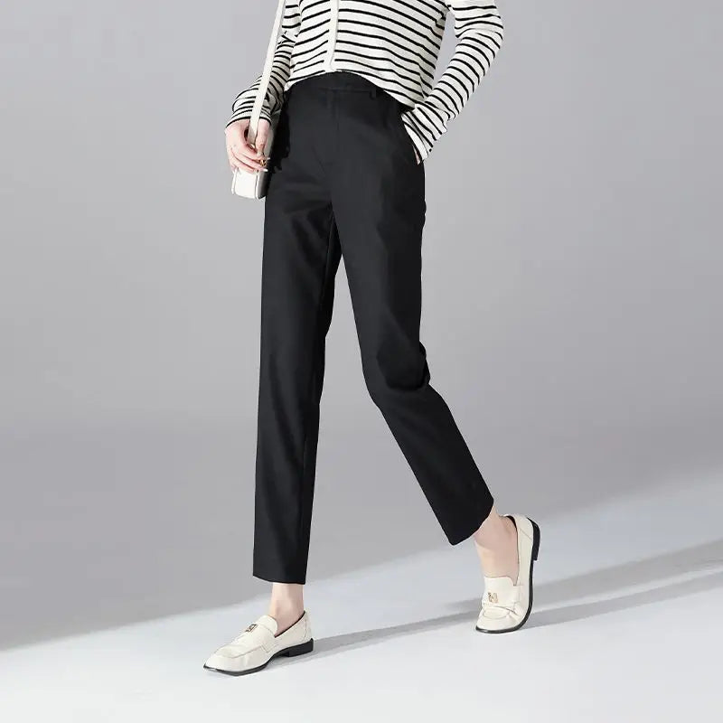 Lavisa - Slim Fit High-Waist Ankle Trousers