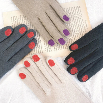 Lavisa - Touchscreen Winter Gloves with Manicure Nail Design