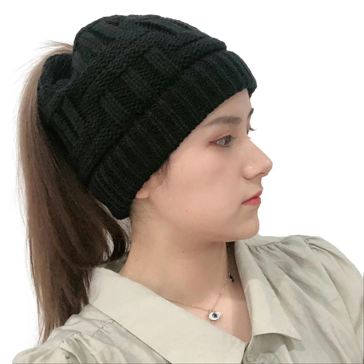 Lavisa - Women’s Cable Knit Ponytail Beanie Hat