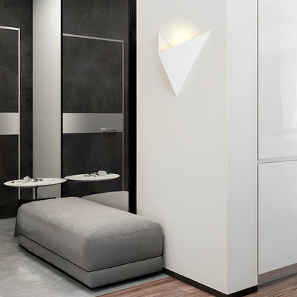 Lavisa - Modern Geometric LED Wall Sconce
