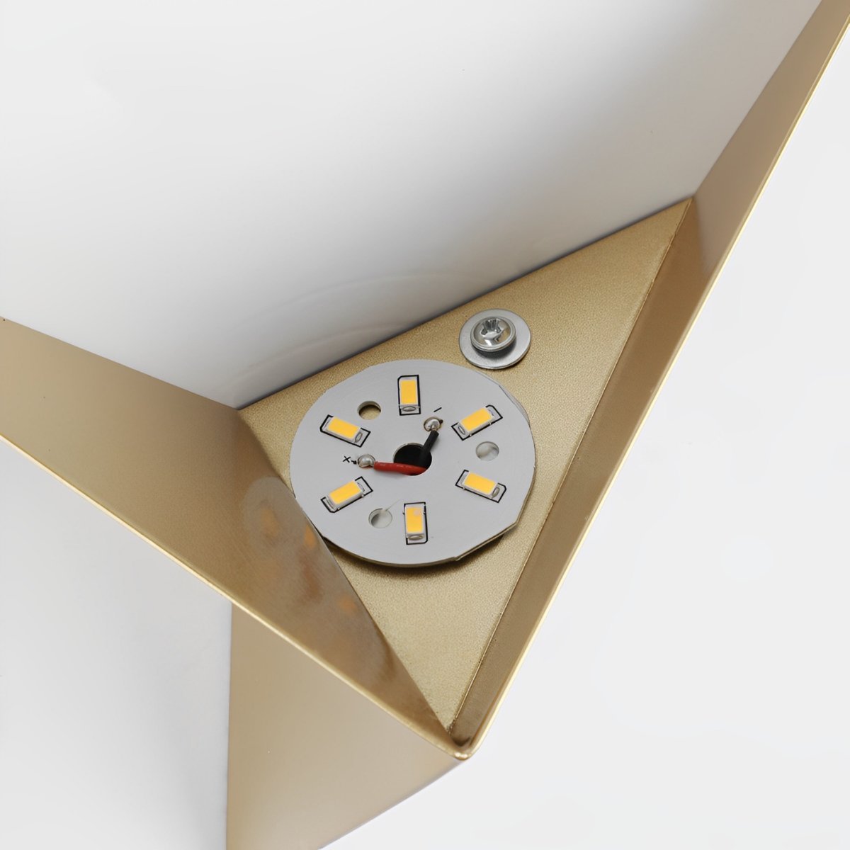 Lavisa - Modern Geometric LED Wall Sconce