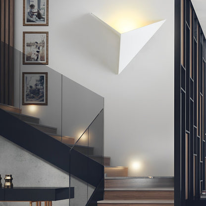 Lavisa - Modern Geometric LED Wall Sconce