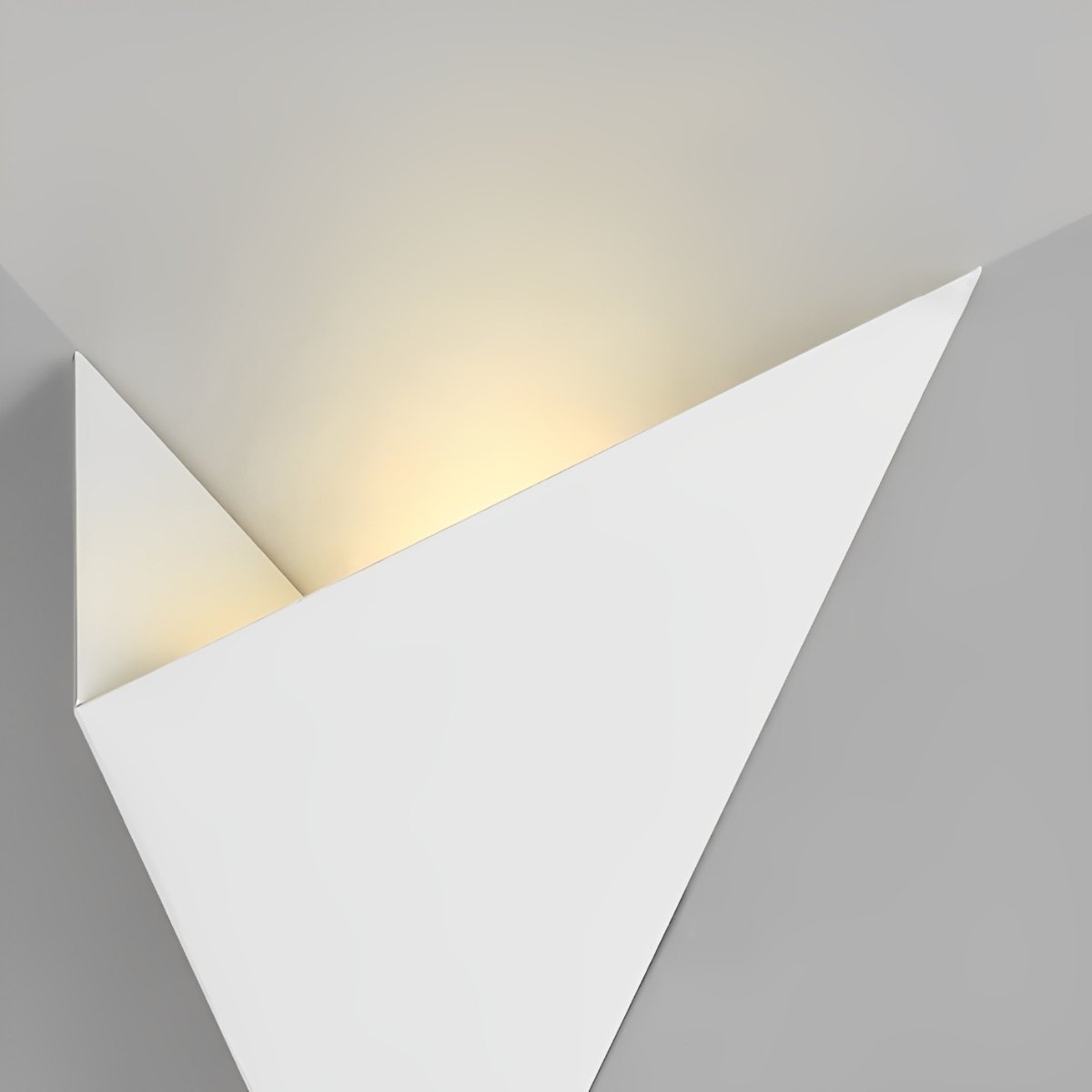 Lavisa - Modern Geometric LED Wall Sconce
