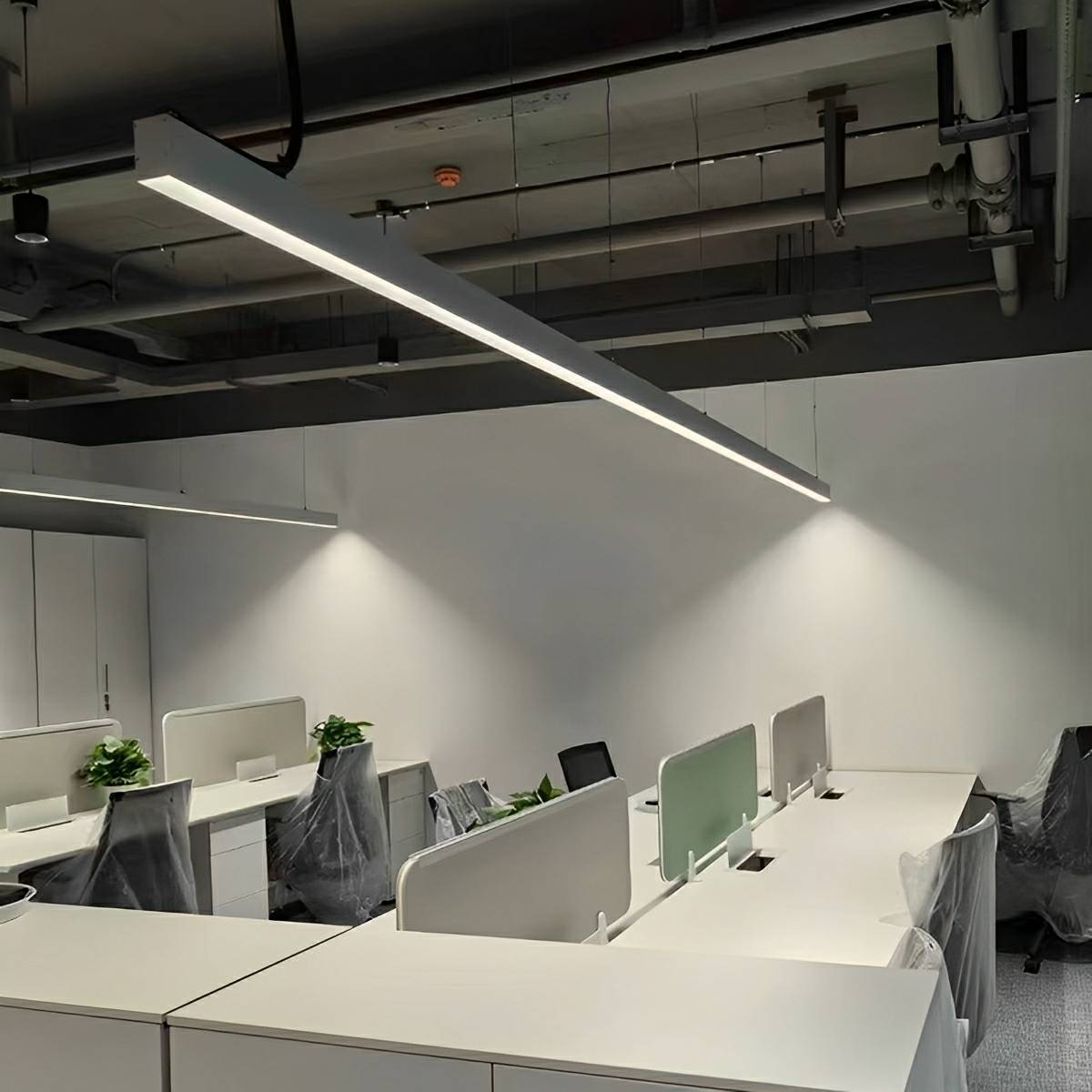 Lavisa - Minimalist Up and Down Linear LED Suspended Pendant Light