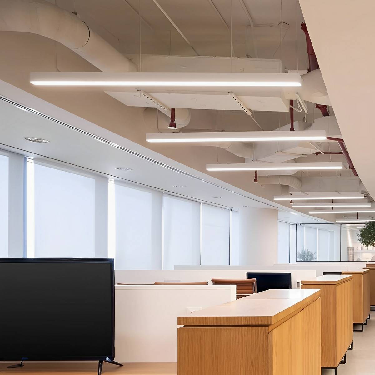 Lavisa - Minimalist Up and Down Linear LED Suspended Pendant Light