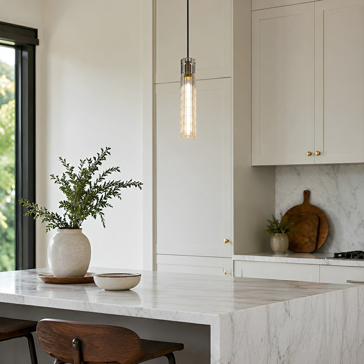 Lavisa - Slim Cylindrical Crystal LED Pendant Light