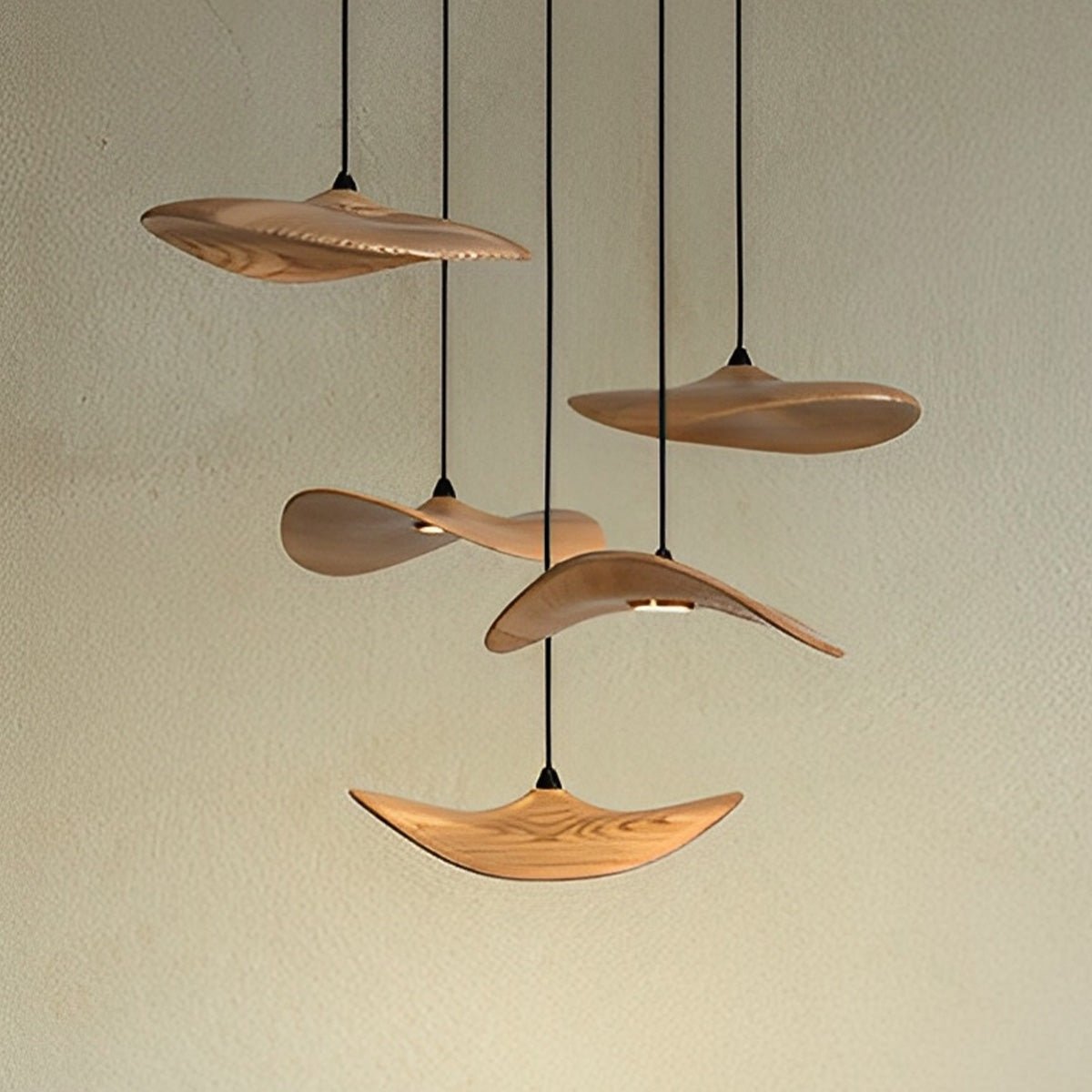 Lavisa - Modern Natural Wood Lotus Leaf LED Pendant Light