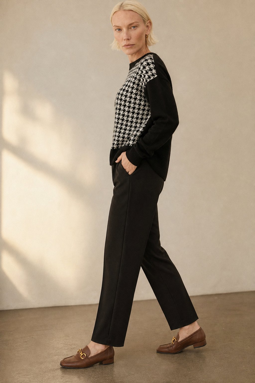 Lavisa - Tapered Woolen High-Waist Trousers