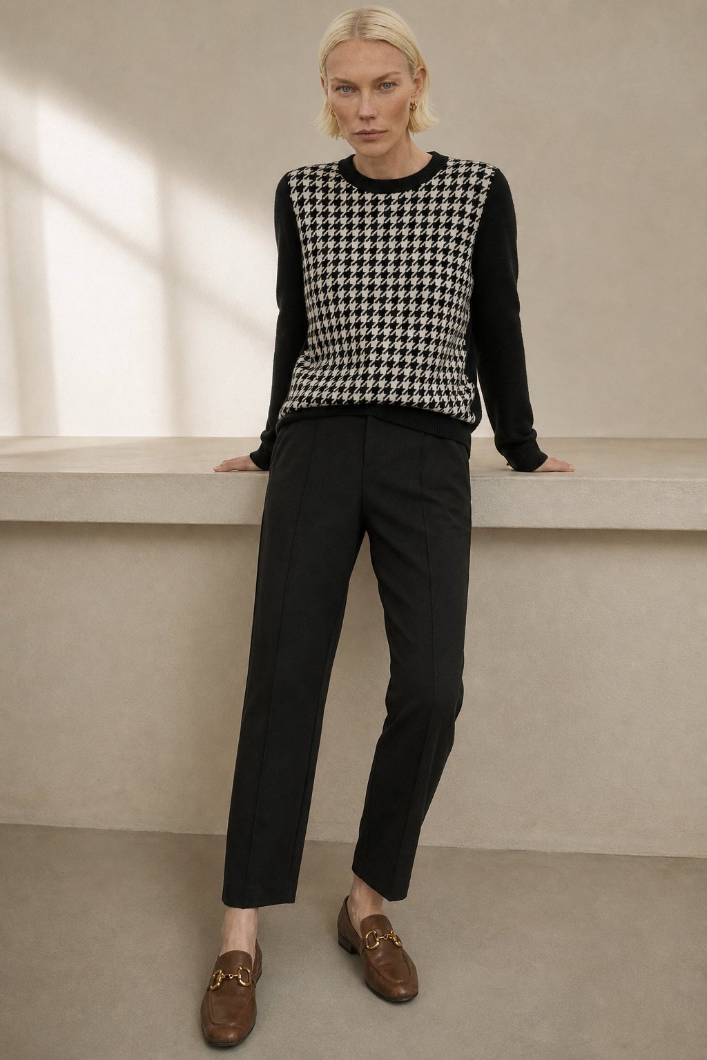 Lavisa - Tapered Woolen High-Waist Trousers