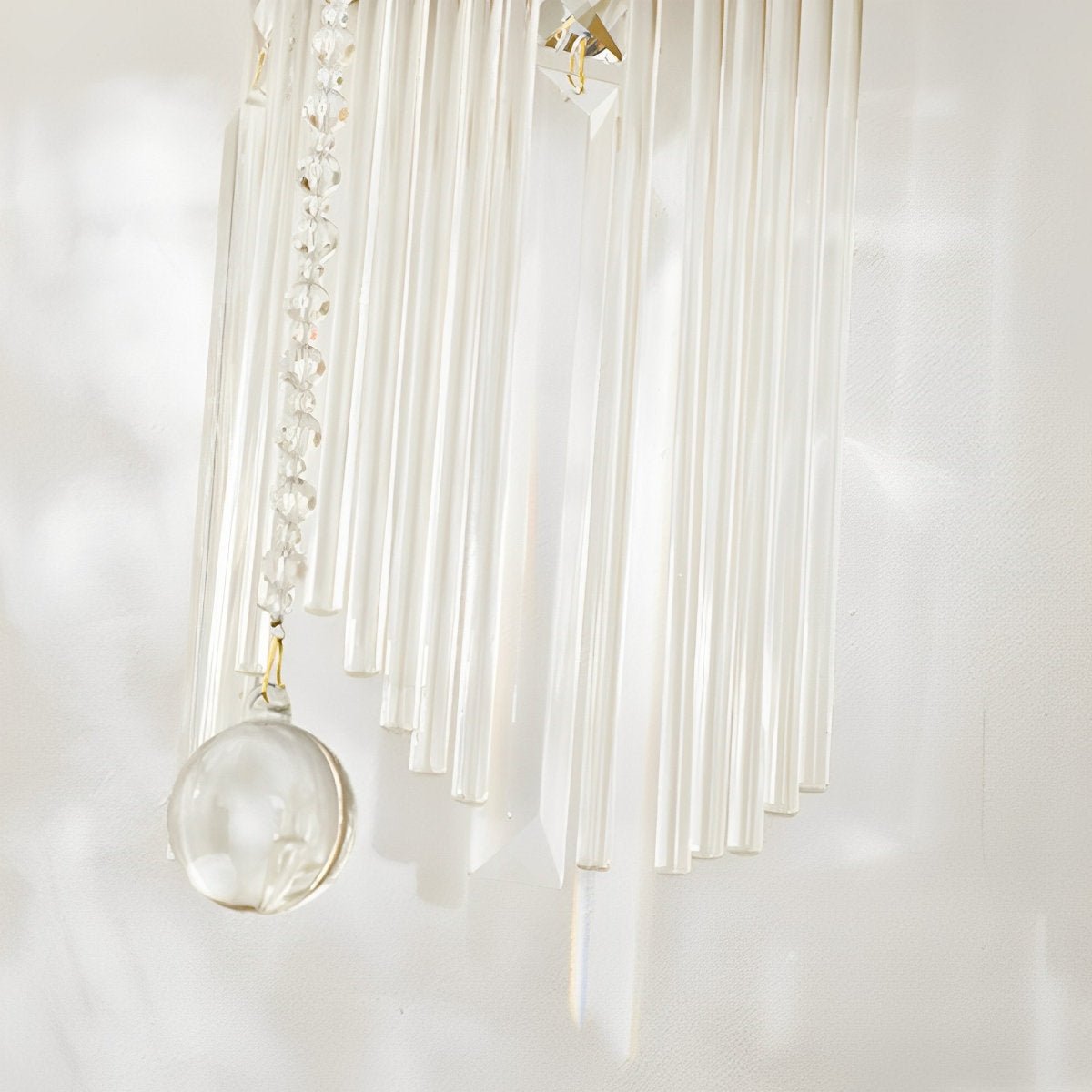 Lavisa - Vintage Crystal Bow Tie Wall Sconce