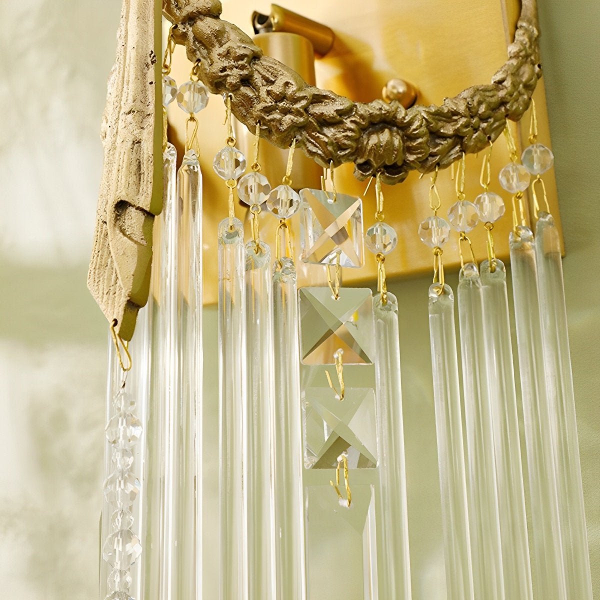 Lavisa - Vintage Crystal Bow Tie Wall Sconce