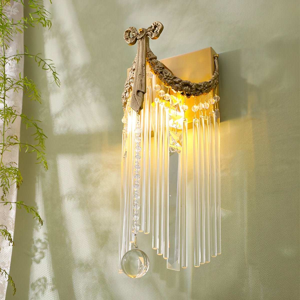 Lavisa - Vintage Crystal Bow Tie Wall Sconce