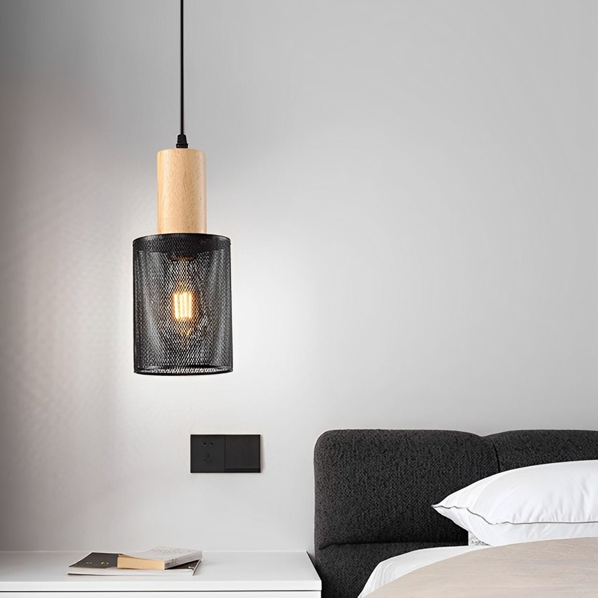 Lavisa - Vintage Industrial Iron Mesh Pendant Light