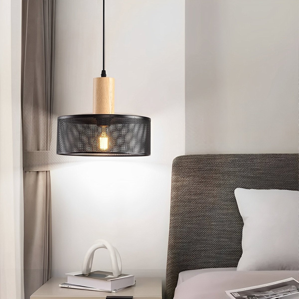 Lavisa - Vintage Industrial Iron Mesh Pendant Light