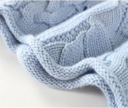 Women's Cable Knit Sweater Turtleneck Loose Fit Jumper - Variant Angle | Lavisa