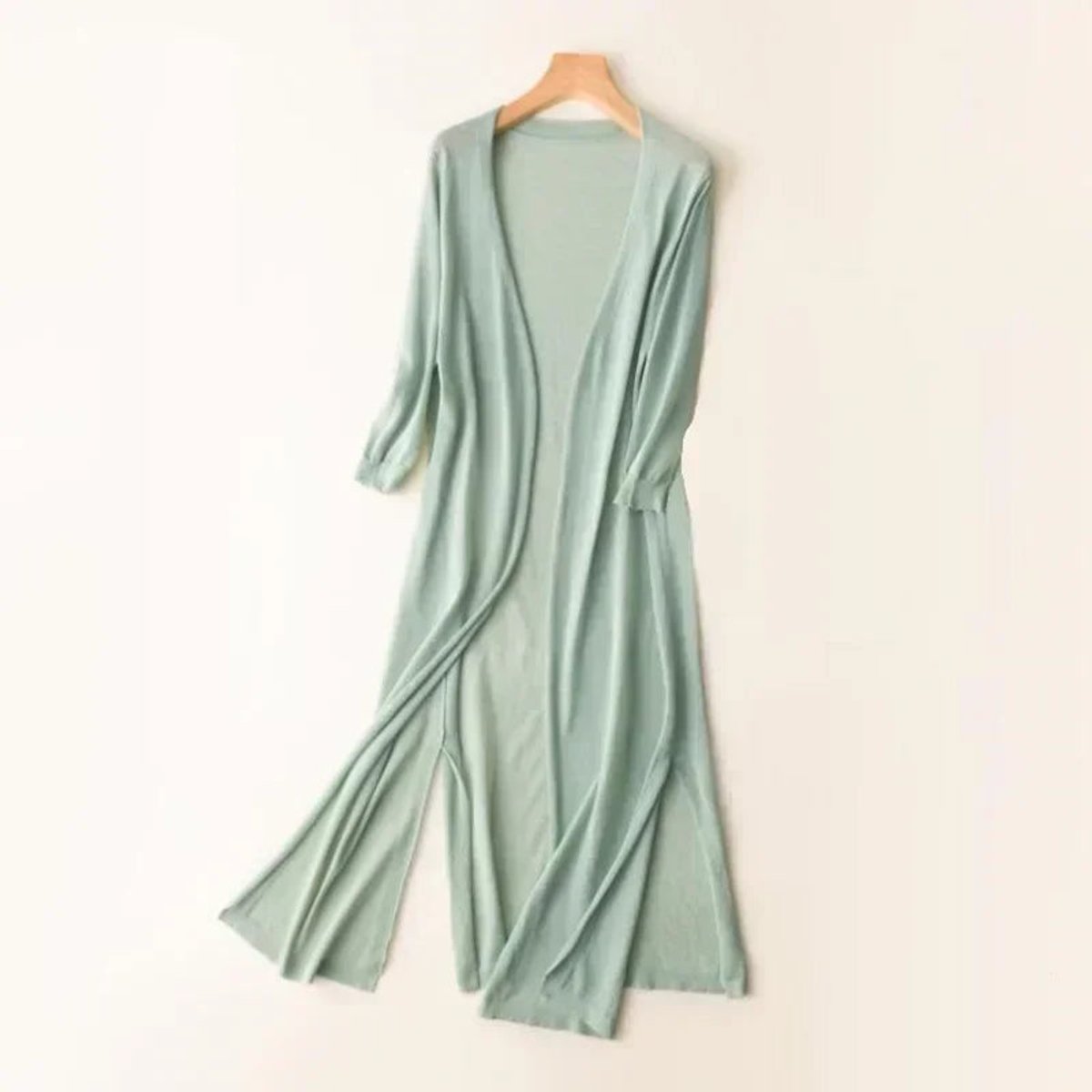 Women's Lightweight Long Open-Front V-Neck Cardigan - Close-Up Texture & Detail | Lavisa