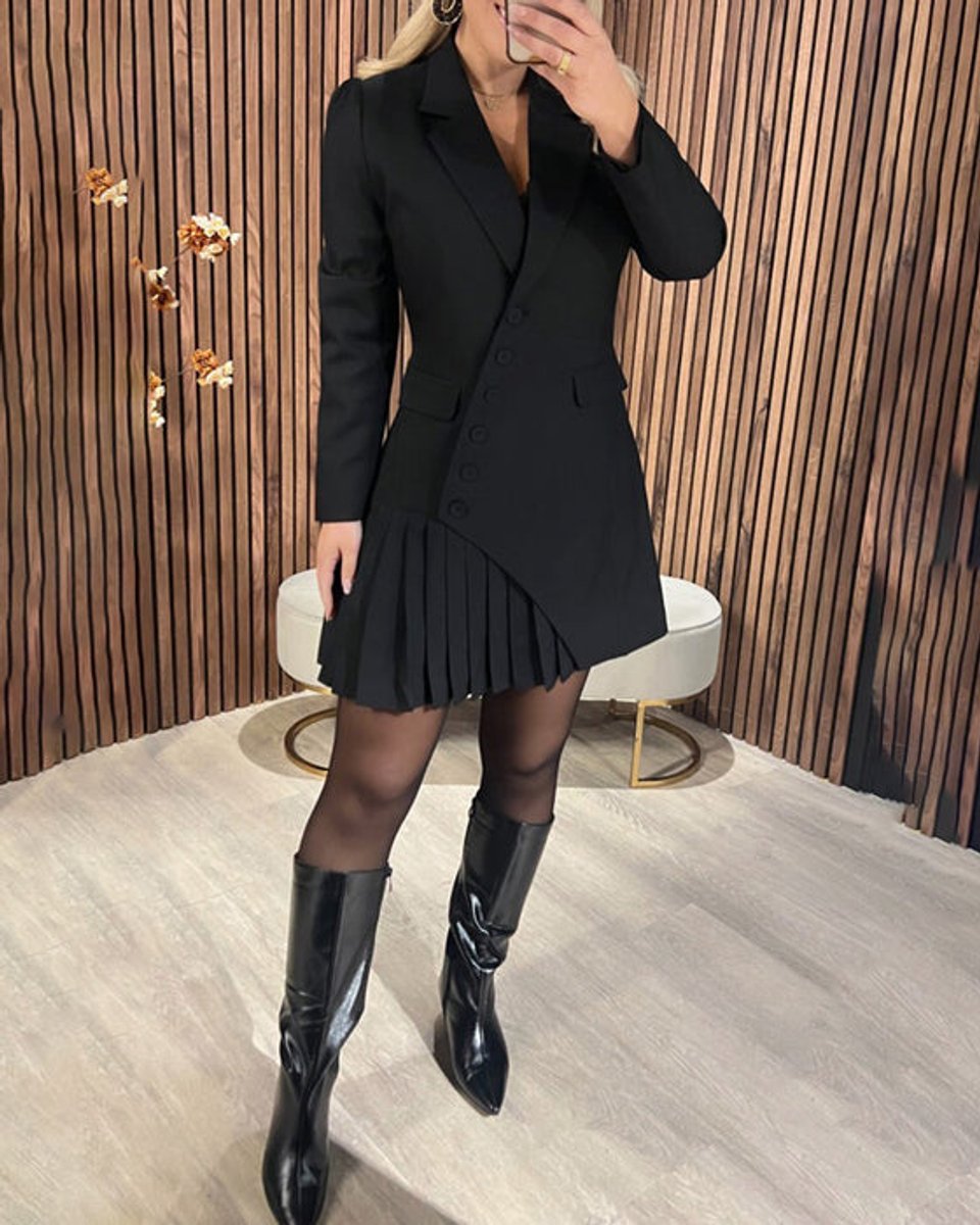 Women's Long-Sleeve Pleated Blazer Formal Dress - Close-Up Texture & Detail | Lavisa