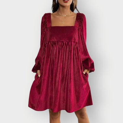 Women's Pleated Velvet Square-Neck Long-Sleeve Formal Dresses - Close-Up Texture & Detail | Lavisa
