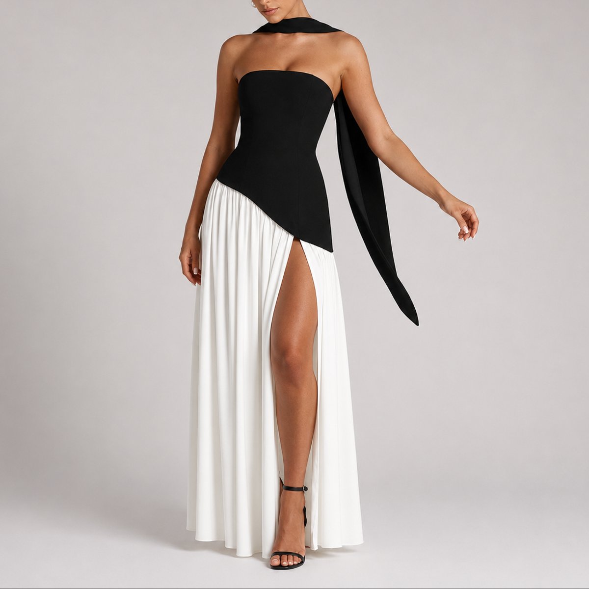 Women's Strapless Open-Back Split-Skirt Fall Wedding Guest Maxi Dress - Variant Angle | Lavisa