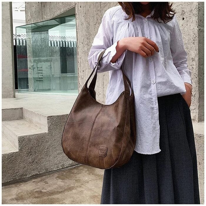 Women's Vintage Genuine Leather Hobo Shoulder Bag - Close-Up Texture & Detail | Lavisa